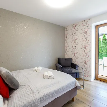 Door Lägenhet Oświęcim